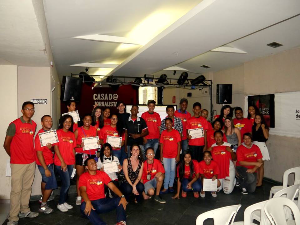 Casa do Jornalista recebe jovens do projeto ‘Jornalismo Cidadão nas Escolas’
