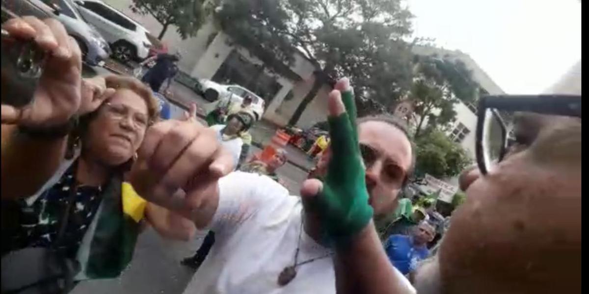 Polícia Civil identifica bolsonaristas responsáveis por agressões a jornalistas em BH - foto: Fenaj